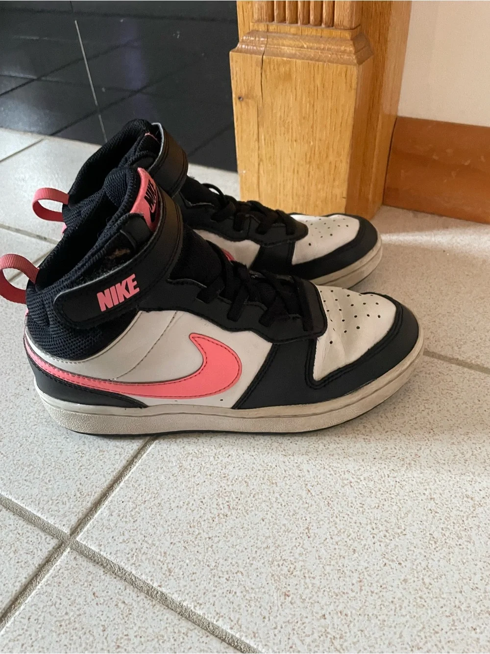 Nike youth sneakers